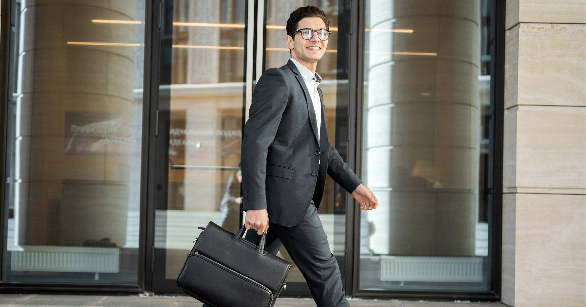 Conquer the 3 PM Crash: Nutrition and Lifestyle Hacks for Sustained Energy